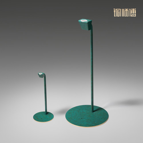 铜师傅《竖剑架》铜摆件
