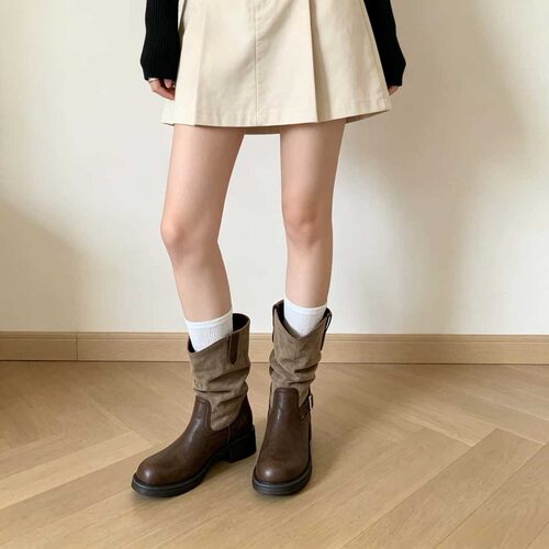 2026新款复古做旧堆堆靴女粗跟中筒骑士靴拼接皮带扣厚底时装靴子