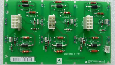 全新丹佛斯变频器配件VLT5000 110KW－160KW触发吸收板130B6018议