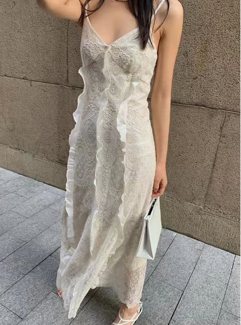 法式少女蕾丝荷叶边无袖吊带连衣裙修身露背性感打底外穿雪纺长裙