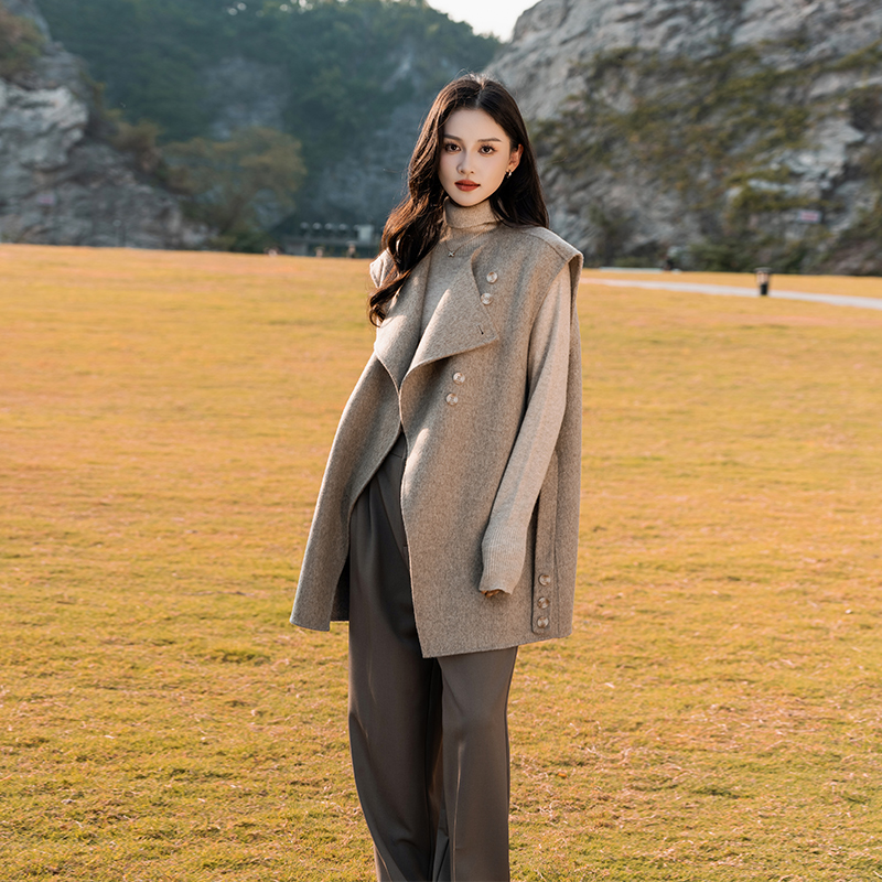 漫沿manyan羊绒短款外套毛呢马甲