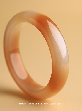 珠宫手镯糖白和田玉细腻