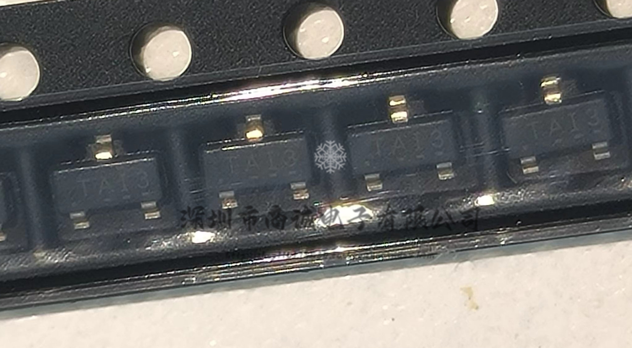 TISOT23-3原装电压基准电源管理图片
