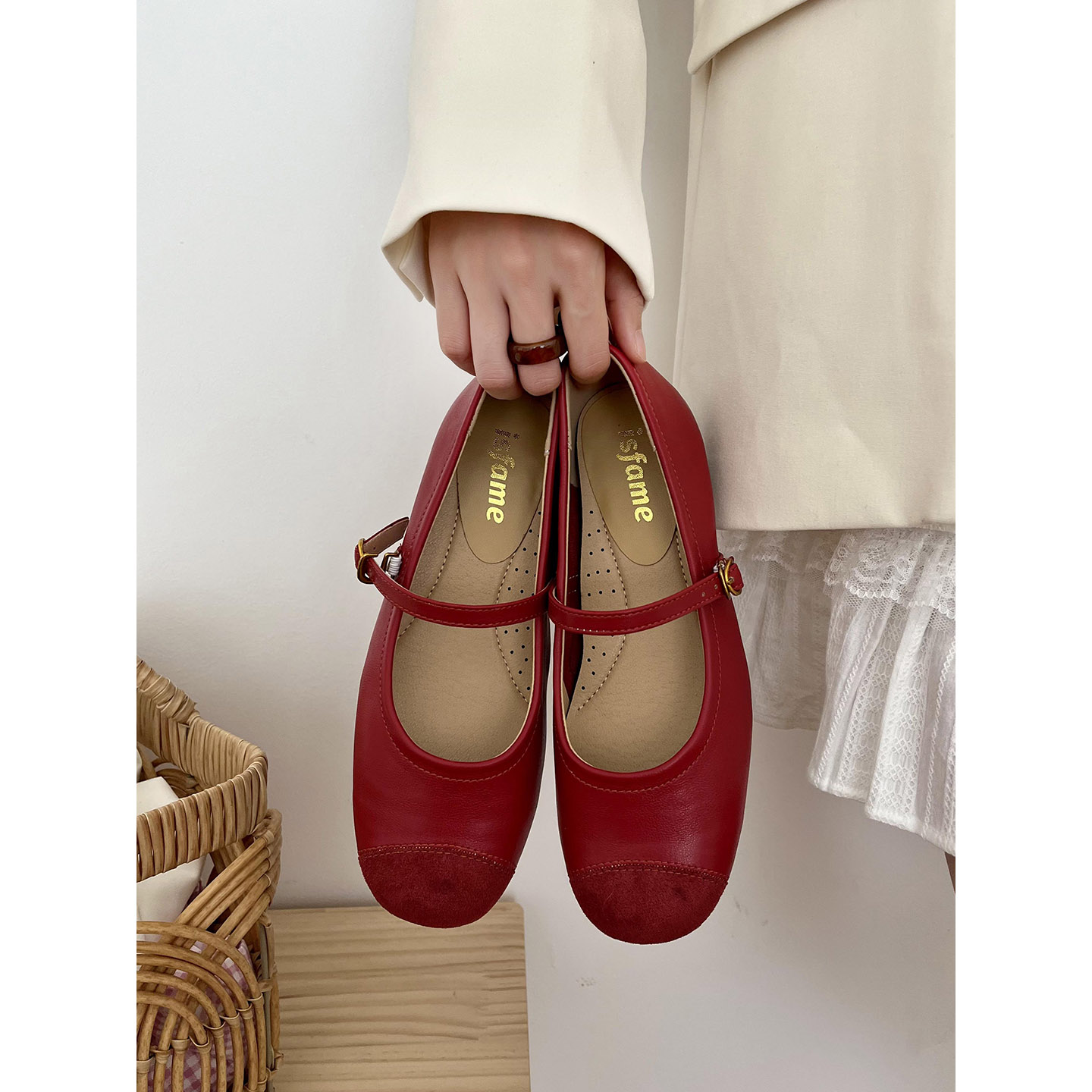 一拾方「红日」新款拼接设计 一字超软底浅口单鞋玛丽珍