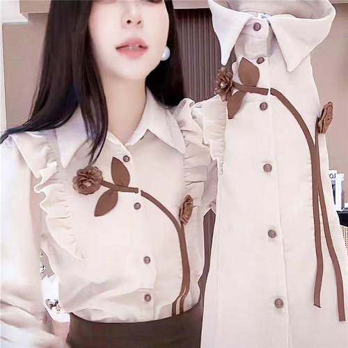 高档2025秋冬季新款宽松大码加孕港味立体花朵设计感洋气复古上衣