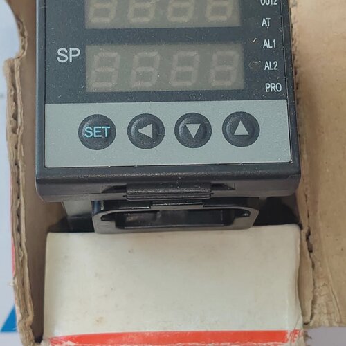 1Pc Honeywell DC1010CL110000E Temperatura Controlador 85265V