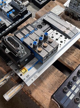 1x Festo Ventilinsel VIMP-02B-1/8-8 18564 + 3x MVH-5-1/8-B-V