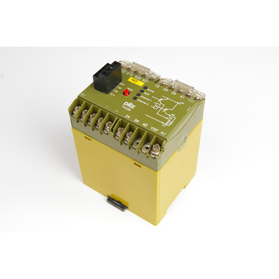 Pilz PNOZ 8 474768 安全继电器