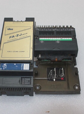 IDEC FA2 JUNIOR PROGRAMMABLE CONTROLLER  with PF2JCPU1DCEU C