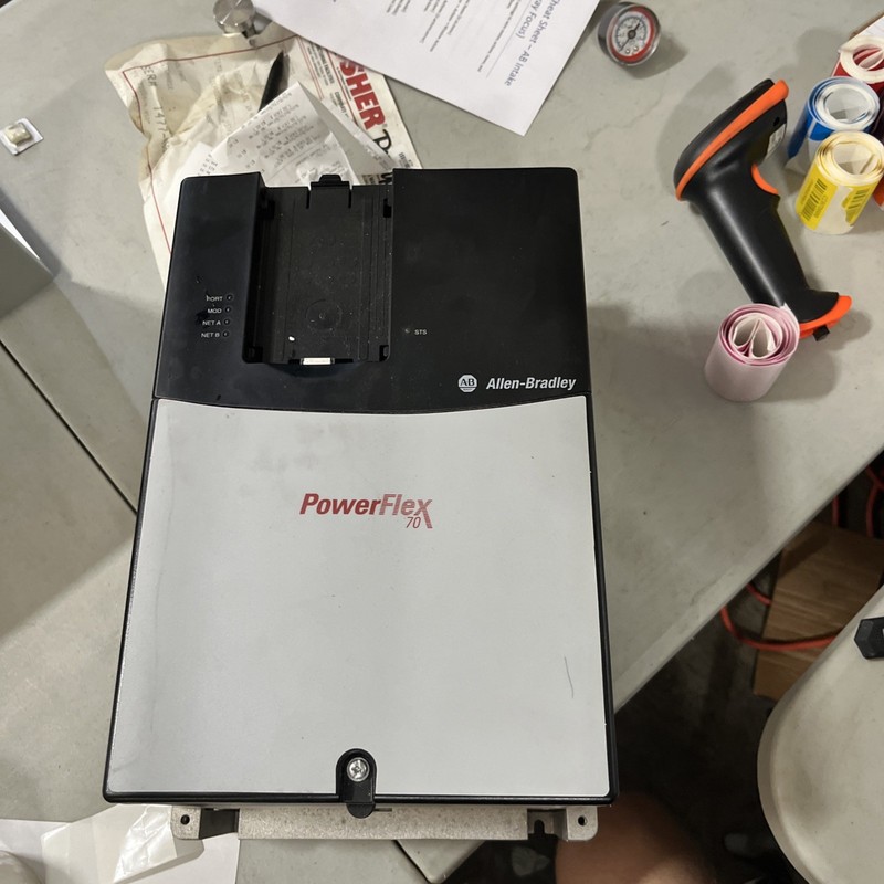 ALLEN BRADLEY FREQUENCY DRIVE 20AD022A0AYNANC0