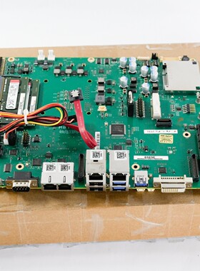 Allen Bradley VersaView 6300P MB1351 PC 板带 RAM 175 E204460