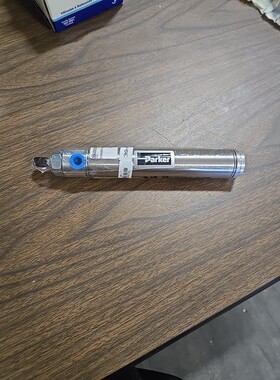 PARKER AIR CYLINDER 01.06 DSRM 4.000 全新