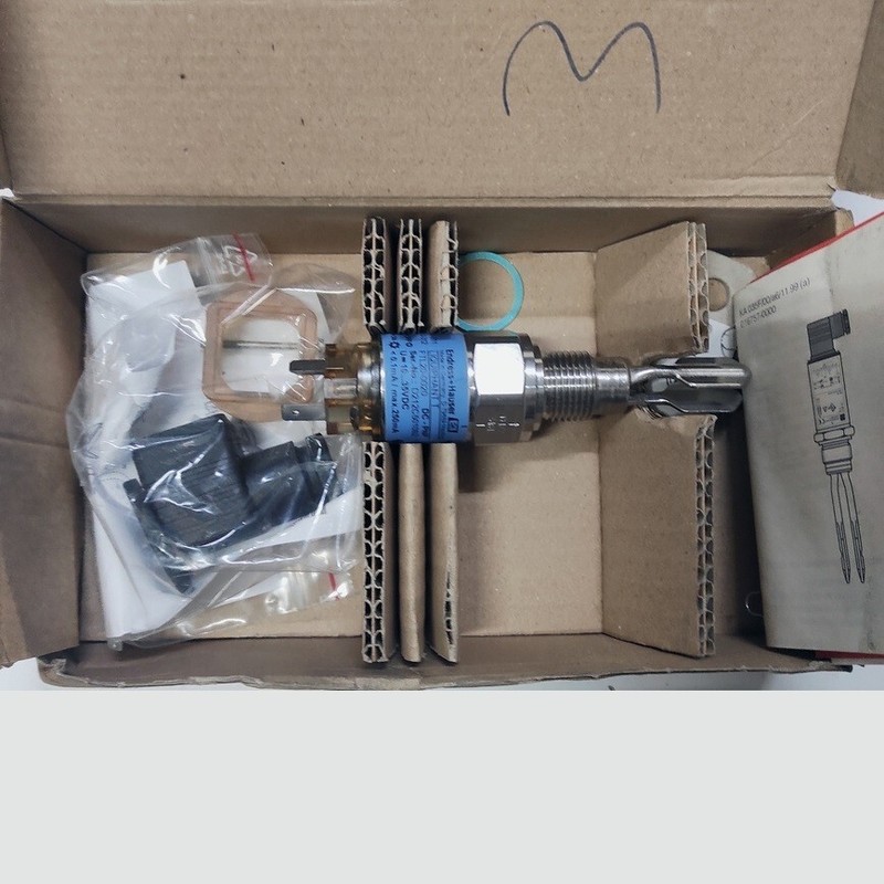 NEW ?▄?▄? ENDRESS + HAUSER – E+H – LIQUIPHANT T – FTL20