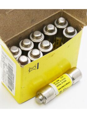 10x Eaton Bussmann LP-CC-1 600VAC 300VDC Time-Delay Sicherun