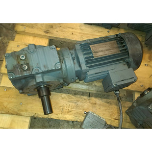 SEW 3~ Elektromotor Getriebemotor SA47 DT80K4/TH 1360/47/min