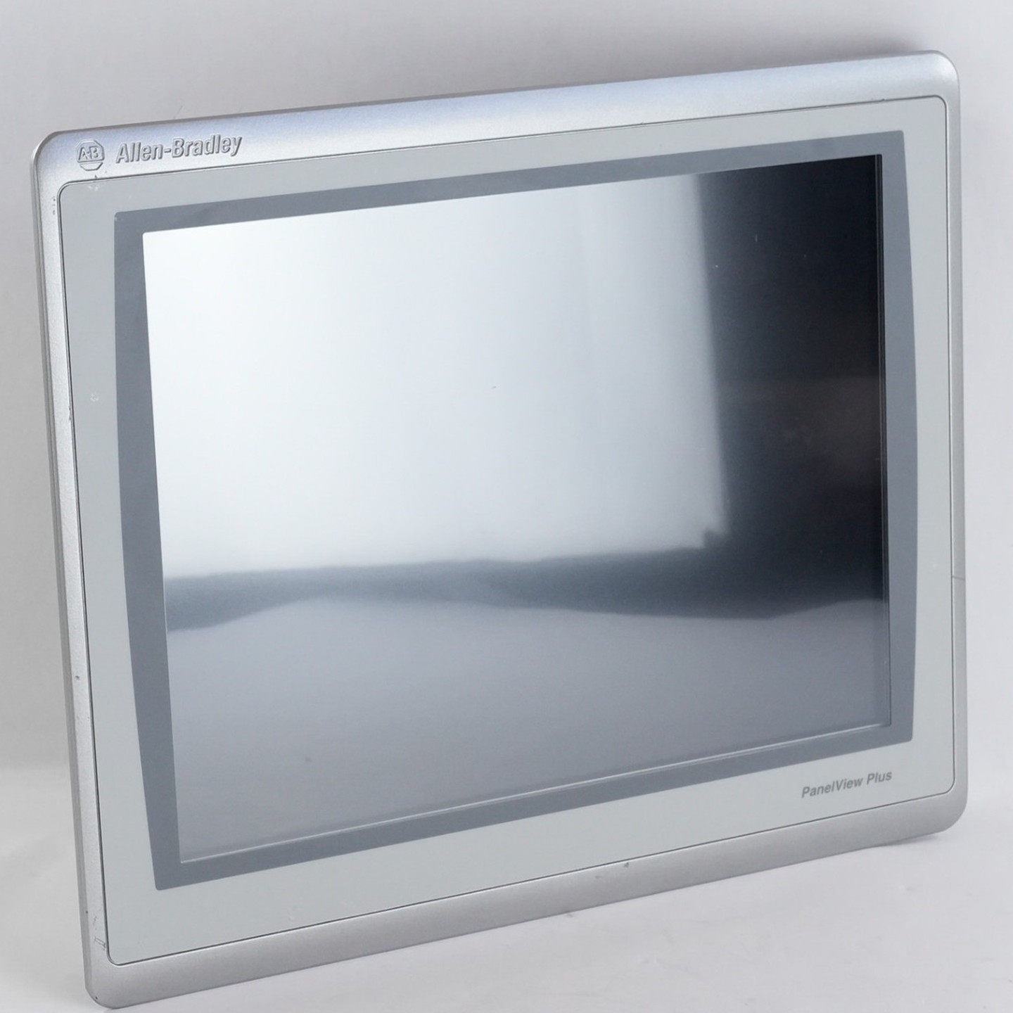 PanelView Plus 7 15 英寸仅显示屏 2711P-T15C22D9P /B / 2711P-