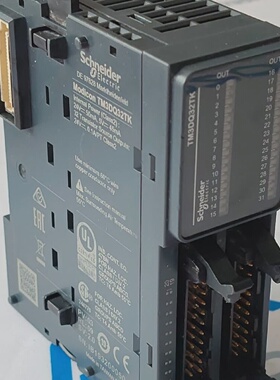 Modulo IO Schneider Electric Modicon TM3DQ32TK 32 Uscite Sch