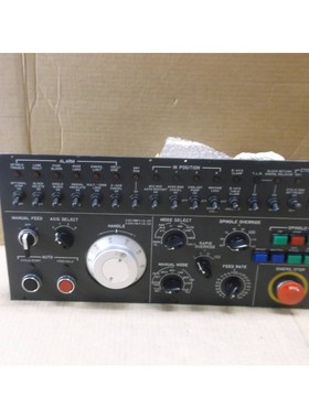 NUOVO Pannello Operatore CNC Mitsubishi Mazak D0145 Con 0GM-
