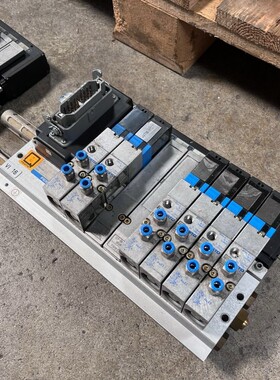 1x Festo Ventilinsel VIMP-02B-1/8-8 18564 + 6x MVH-5-1/8-B-V