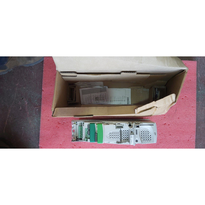 Control Techniques Unidrive SP1406 SN7032 优惠UPS 运送