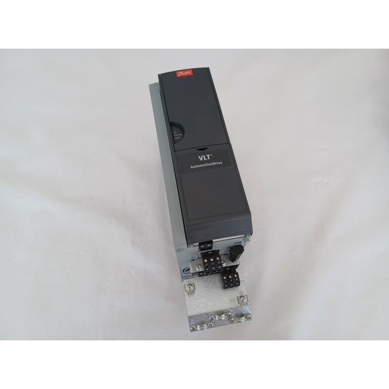 Danfoss Frequenzumrichter VLT FC-302PK37T5E20H1X P/N: 131B04