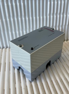 tekmar 1047 Zentralsteuerger?t mit elektronischem Zeitglied