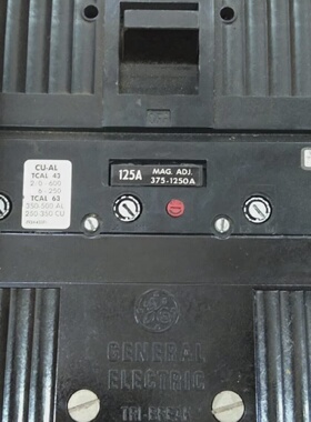 Nuevo Interruptor De Circuito GE Tri Break TB43F 3 Polos 125