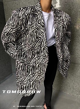 红木花 新品 2021设计款仿丝斑马纹洋气小众垫肩大版型西装外套女