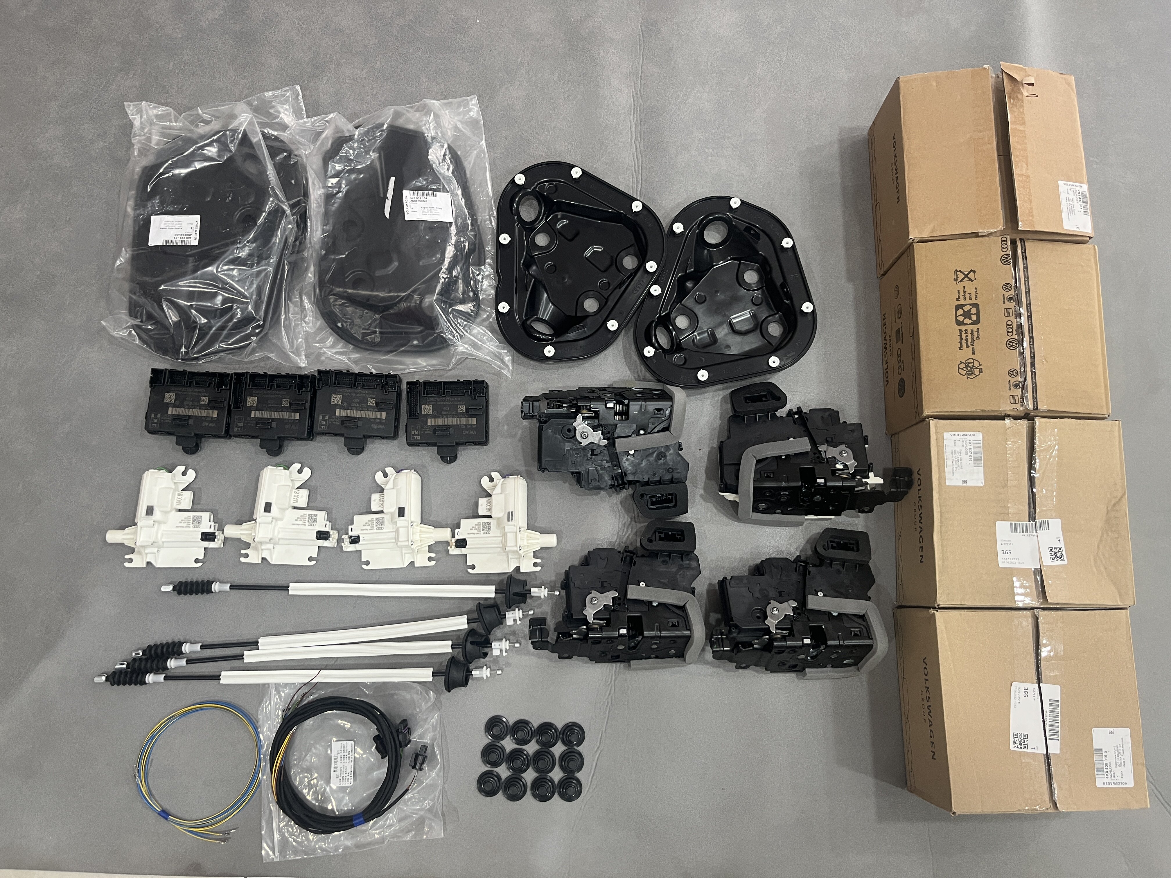 新款A6 A7 A7L C8 Q7Q8 RSQ8原装电吸门四门电吸高配锁块电机电脑