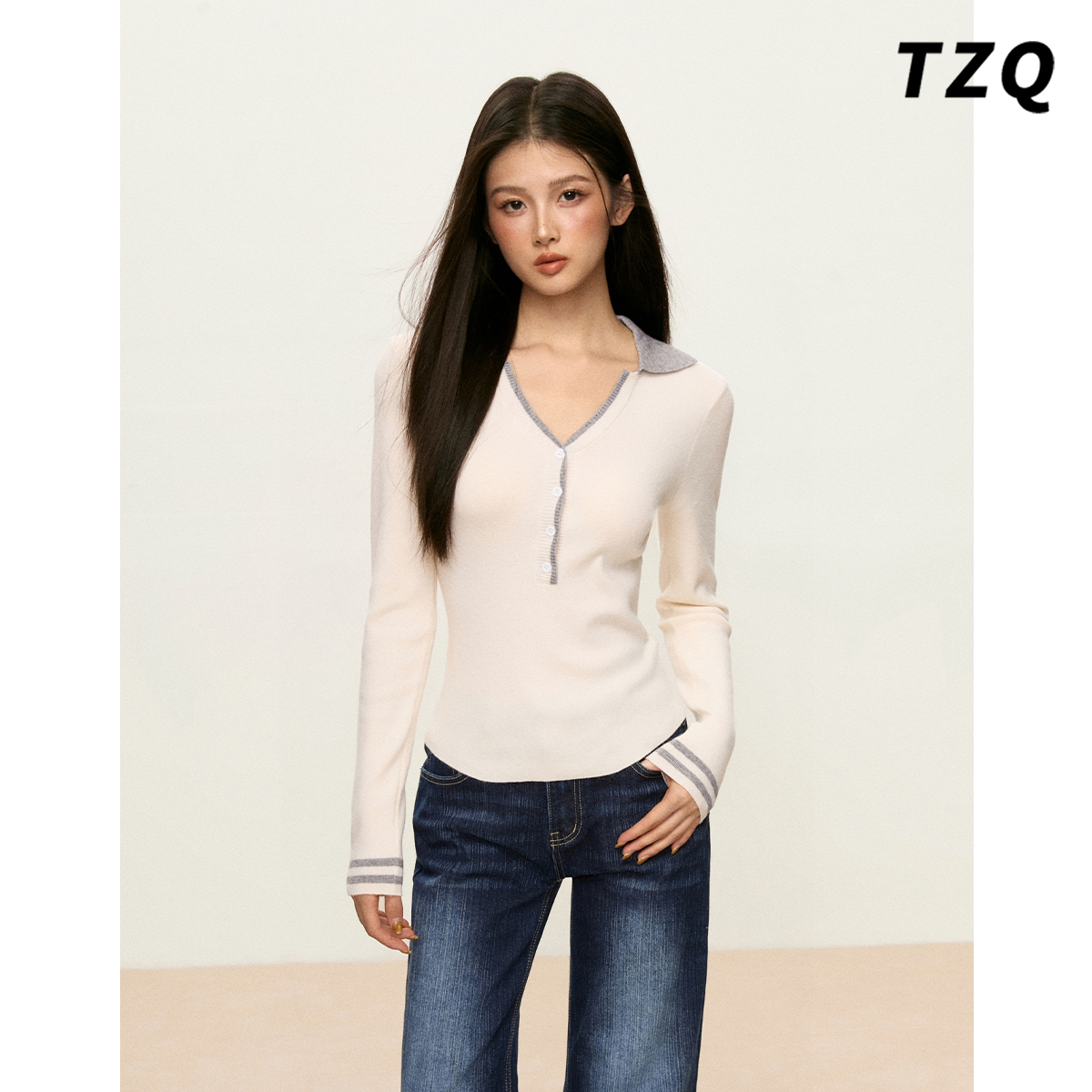 撞色V领长袖修身显瘦毛针织衫