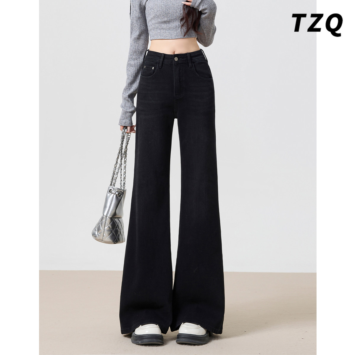 黑色高腰微喇牛仔裤女2025秋季