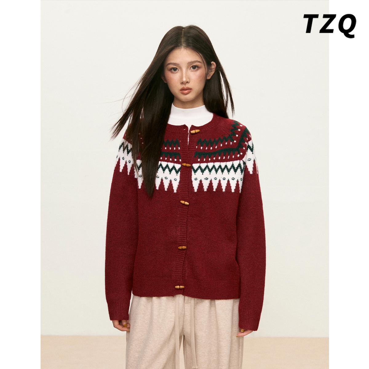 费尔岛风牛角扣针织开衫