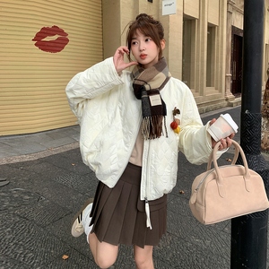 2025新款  现货 好看压纹短外套白色 #25192-P155-K228图片