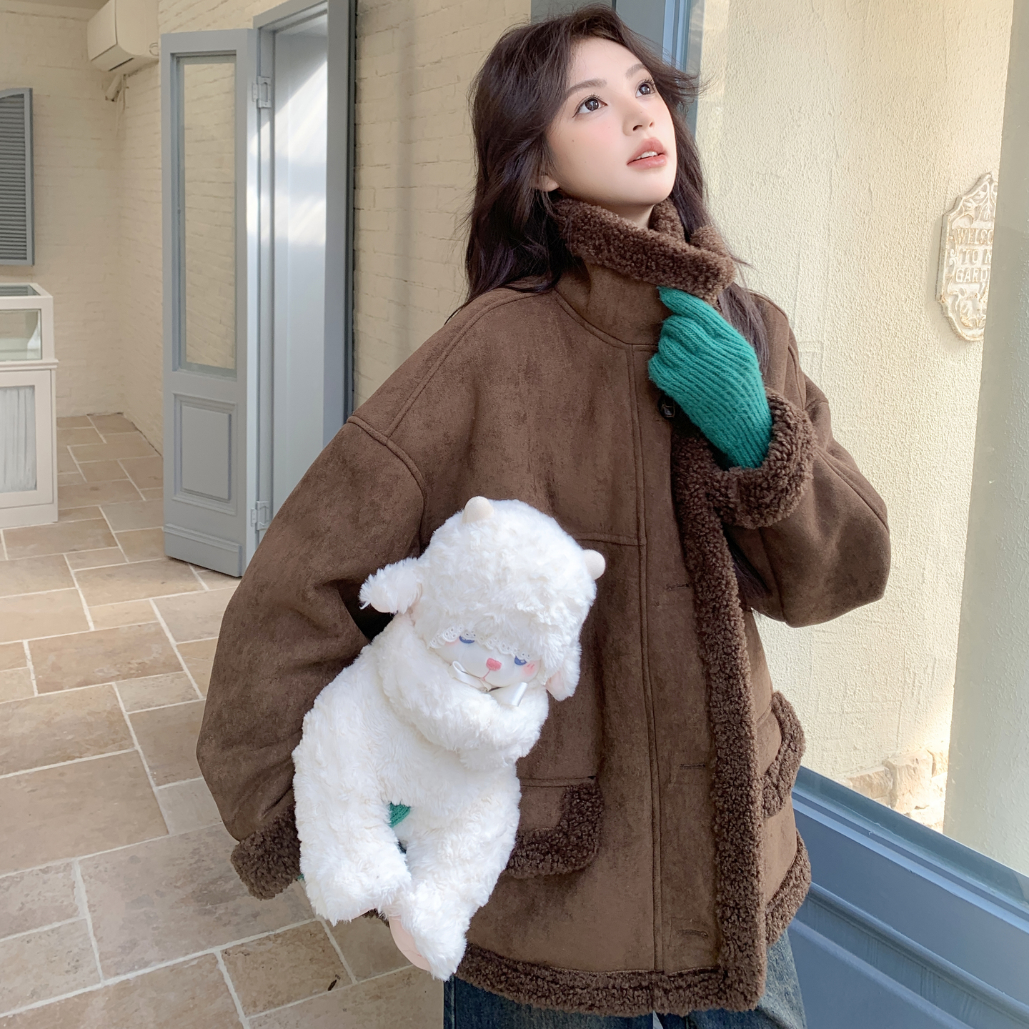 2025冬季新款现货咖啡色羊羔毛外套#25228-P195-K288，女装皮草，唛多