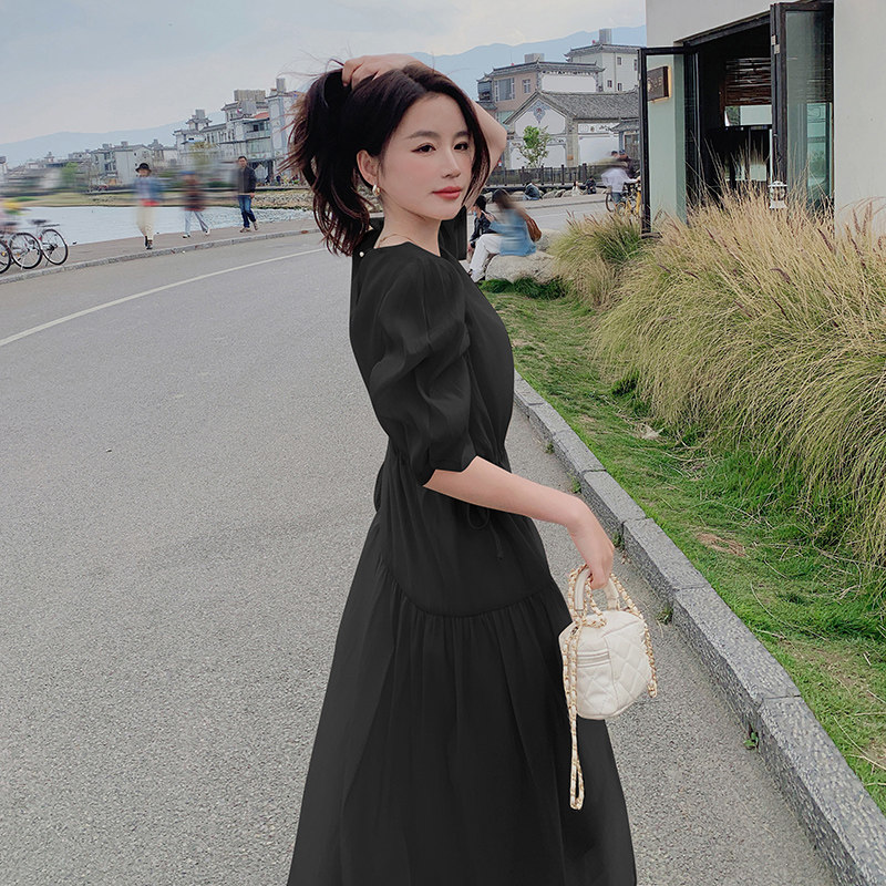 法式香槟色连衣裙女夏季2024新款泡泡袖收腰气质超仙绝美仙女长裙,女装连衣裙,唛多