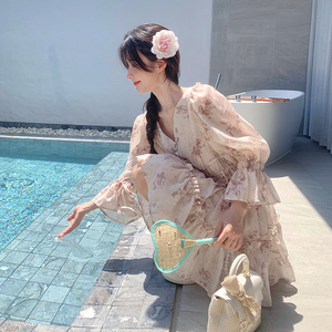 早春法式碎花连衣裙女小个子2025年新款超好看甜美收腰显瘦碎花裙图片