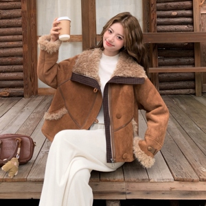 2025冬季新款 美拉德风格皮毛一体外套 卡其色 #25213-P210-K318图片 2025冬季新款 美拉德风格皮毛一体外套 卡其色 #25213-P210-K318图片