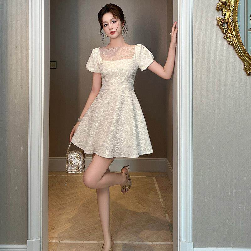 白色连衣裙女夏季法式小个子高级感裙子礼服裙收腰显瘦小白裙短裙