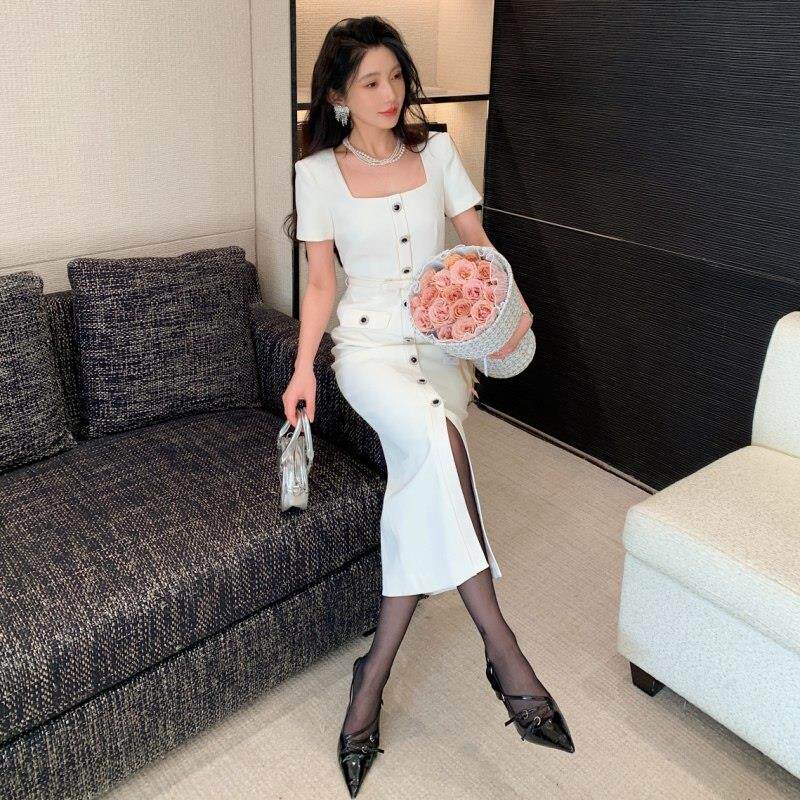 新款女装法式复古优雅女人味短袖方领厅里厅气连衣裙高腰显瘦长裙