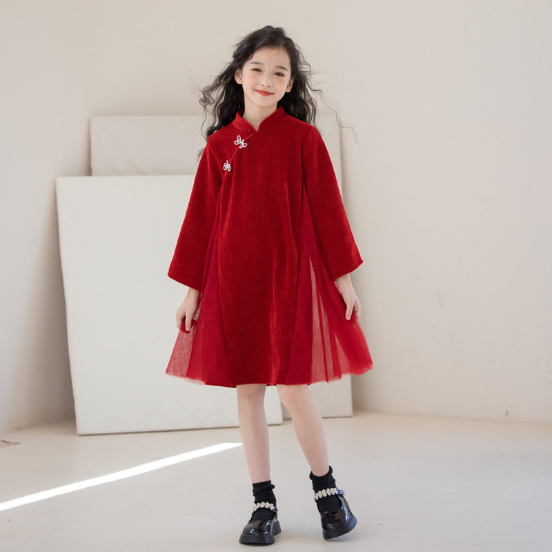 女童连衣裙2026新款春秋装冬季加厚保暖儿童新年女大童唐装拜年服
