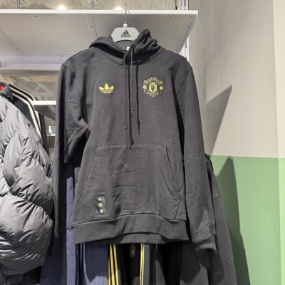 Adidas阿迪达斯男子卫衣曼联足球运动26春款休闲连帽套头衫JM5565