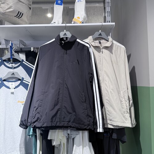 Adidas阿迪达斯男25春季新款速干时尚透气立领运动夹克外套KC3894