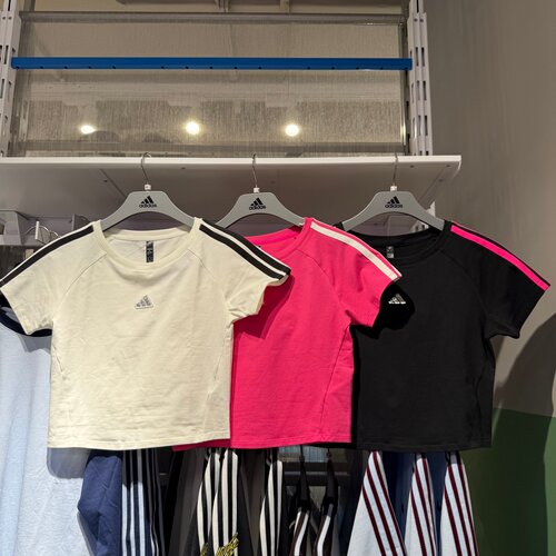 Adidas阿迪达斯女子短袖26春夏新款修身短款休闲圆领T恤衫 KS0276