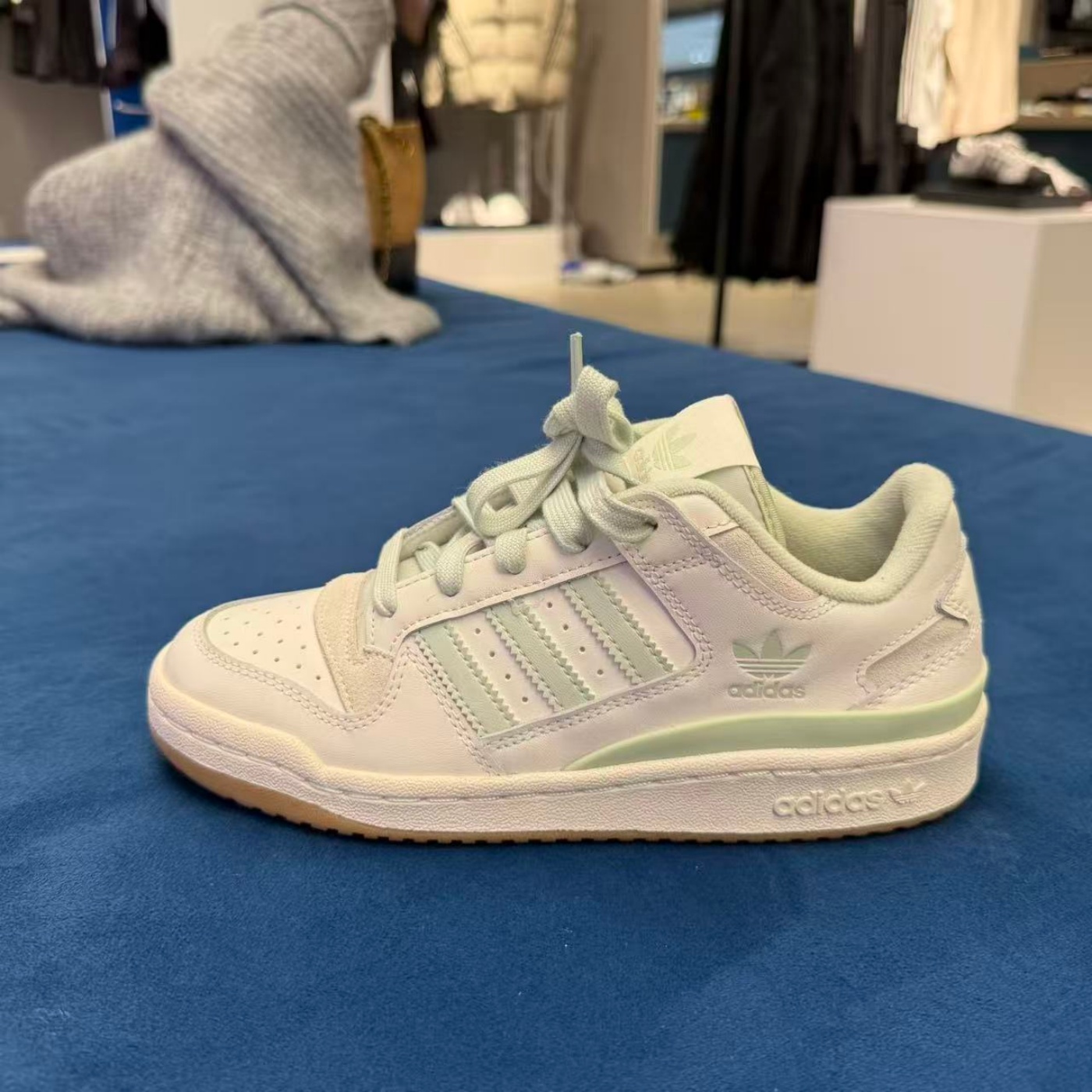 Adidas阿迪达斯三叶草FORUM白绿女款时尚百搭耐磨休闲板鞋JR0475