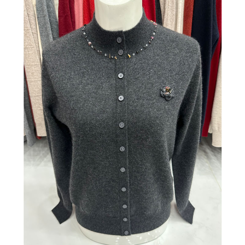 雪豹羊绒衫女针织衫半高领毛衣女