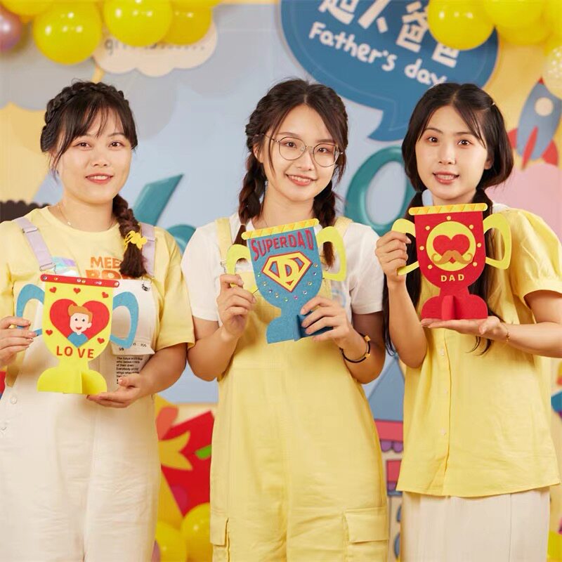 아버지의 날 선물 수제 DIY 부직포 슈퍼맨 아빠 트로피 유치원 어린이 스티커 생산 재료 패키지