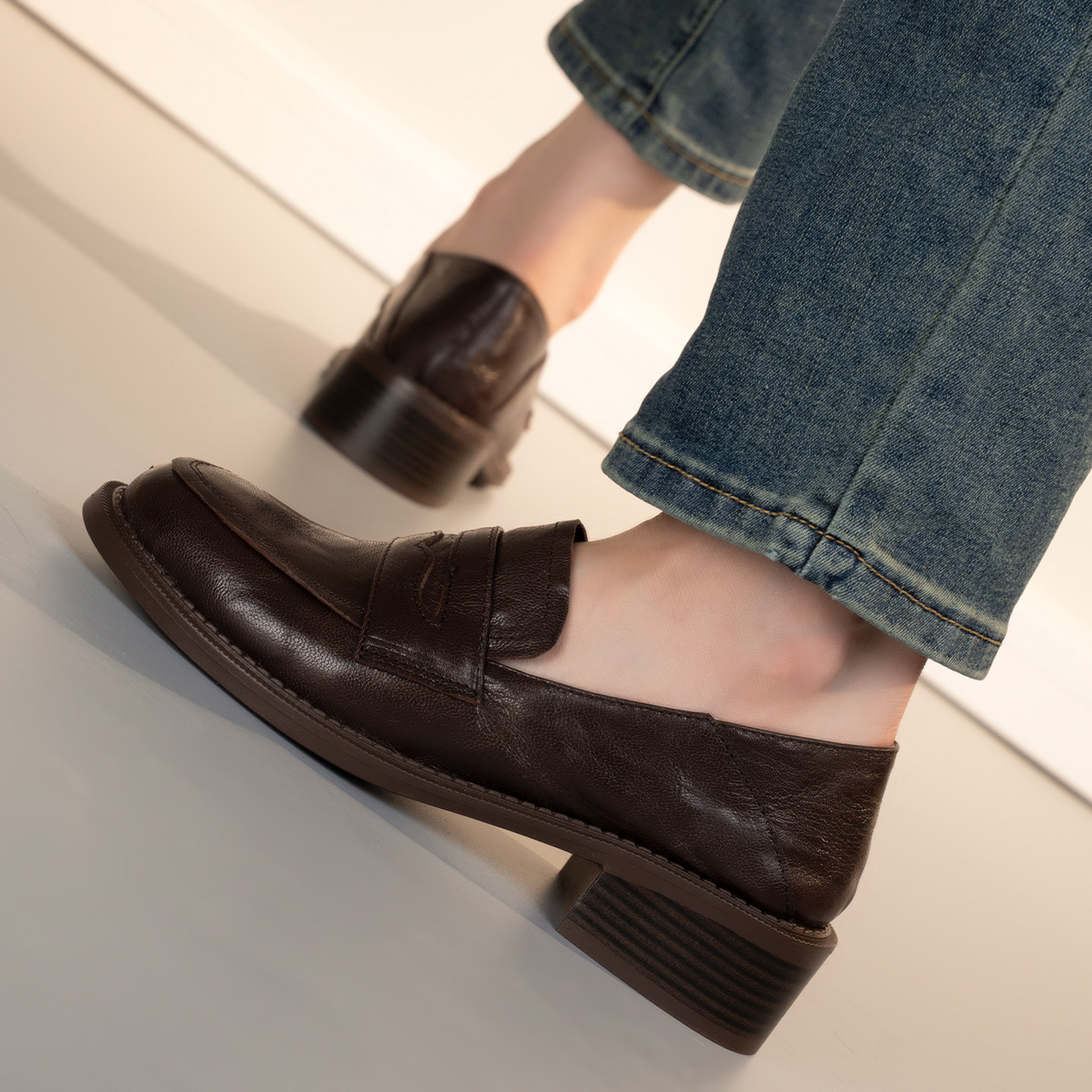 英伦风手工真皮乐福鞋女中跟粗跟圆头深口单鞋百搭复古通勤鞋羊皮,女鞋,深口单鞋,淘宝优惠券,粉丝福利购,淘宝优惠卷