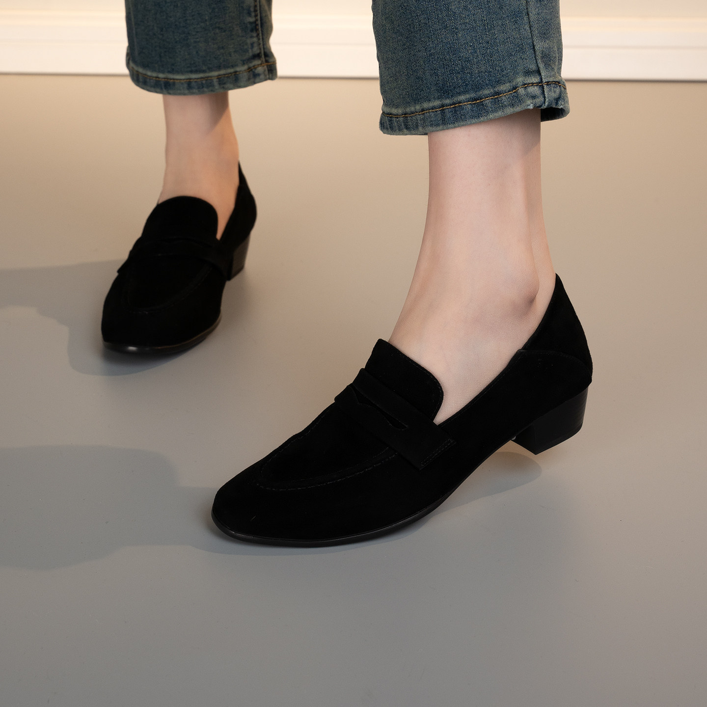 简约复古磨砂羊皮乐福鞋女中跟一脚蹬深口单鞋百搭舒适粗跟圆头,女鞋,深口单鞋,淘宝优惠券,粉丝福利购,淘宝优惠卷