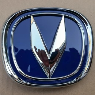 适配长安逸动EV460前车标新能源电动汽车前标志牌前中网充电车标