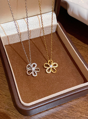 新款精致微镶锆石花朵吊坠锁骨链甜美百搭气质钛钢项链女网红颈链